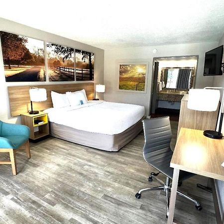 Days Inn By Wyndham Wildwood I-75 Zewnętrze zdjęcie