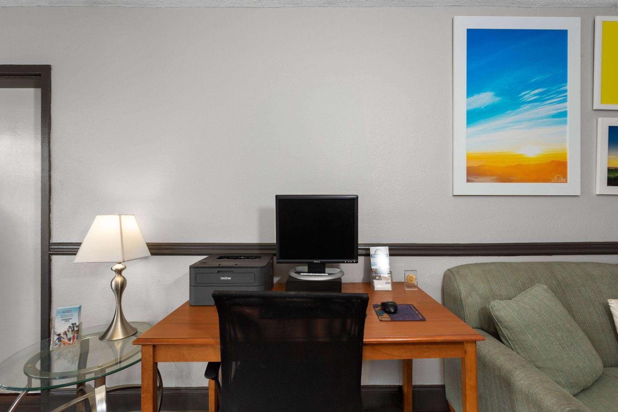 Days Inn By Wyndham Wildwood I-75 Zewnętrze zdjęcie