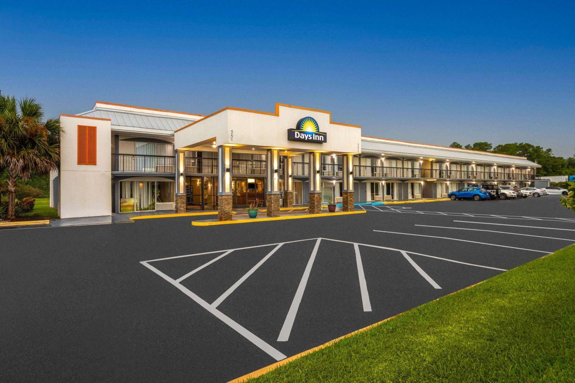 Days Inn By Wyndham Wildwood I-75 Zewnętrze zdjęcie